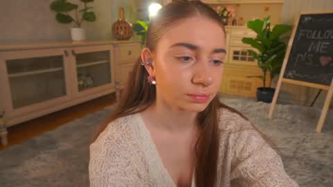Lillian online show from May 26, 3:12 am