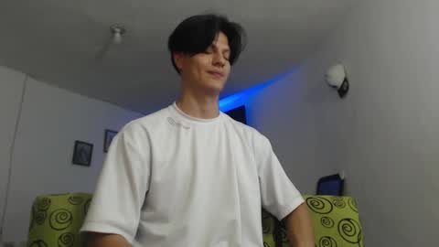 Ken online show from February 3, 9:29 pm