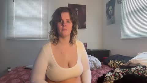 Moth online show from February 5, 5:20 pm