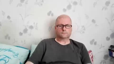 wobble444 online show from August 2, 8:49 am