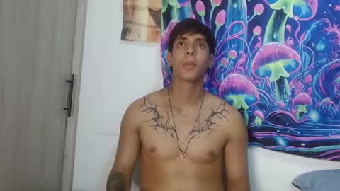 wolf_light online show from December 21, 1:01 am