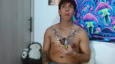 wolf_light online show from January 8, 2:06 am