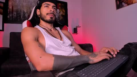 wolferatus online show from June 14, 11:51 pm