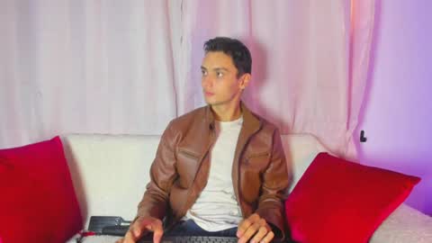 Andrew online show from July 28, 12:01 pm