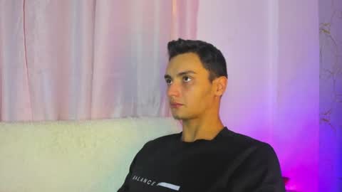 Andrew online show from June 22, 3:25 am