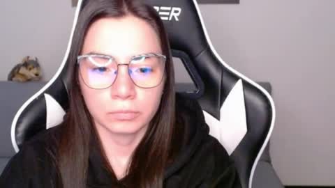 Alex online show from June 22, 2:50 am