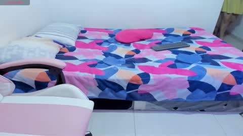 woman_rosse online show from December 16, 6:25 pm