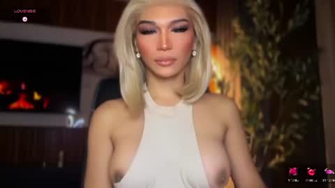 Julia online show from July 30, 4:02 am