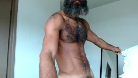 woof_wolf37 online show from June 19, 4:24 pm