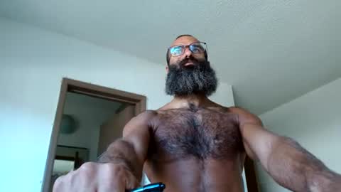 woof_wolf37 online show from July 14, 3:39 pm