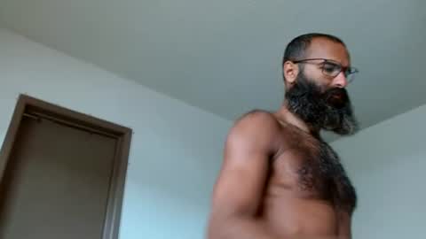 woof_wolf37 online show from June 18, 4:12 pm