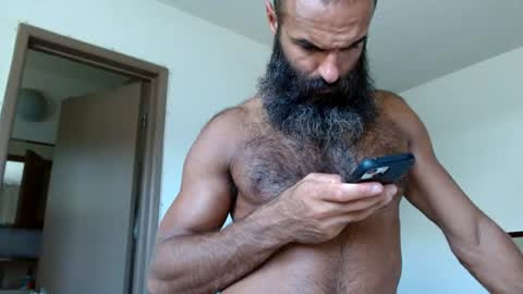 woof_wolf37 online show from July 3, 9:30 pm