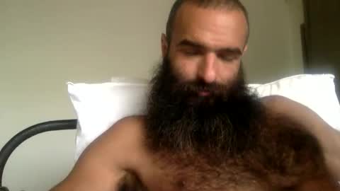 woof_wolf37 online show from May 1, 4:12 pm