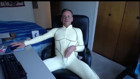 Large one  online show from October 12, 12:31 pm