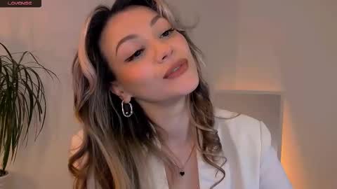 worldsbaby online show from October 17, 6:12 pm