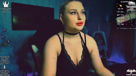 Goddess Sophy online show from December 17, 3:30 pm