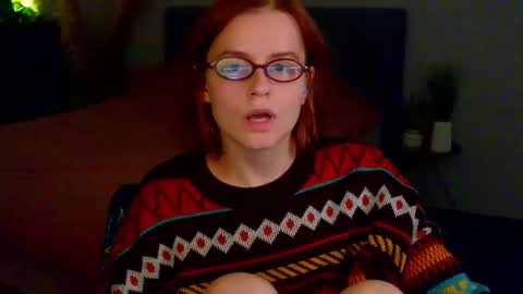 Rebecy online show from September 18, 1:59 pm