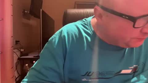 wspaniaagadzin online show from December 9, 2:17 pm