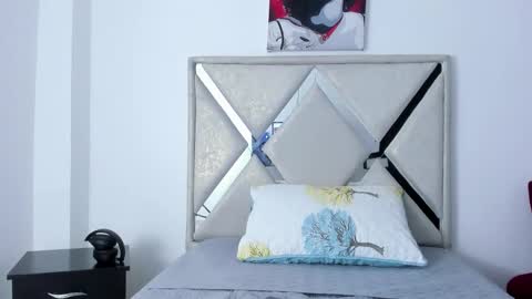 wyatt online show from December 1, 12:58 pm