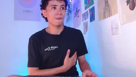 Snapshot of wyatt_444 chatting on December 6, 1:46 am wyatt online show from December 6, 1:46 am