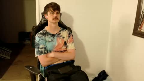 Wyatt online show from June 25, 2:22 pm