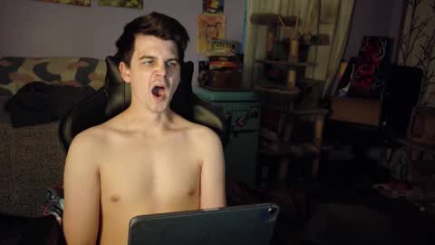 Wyatt online show from October 12, 12:47 am