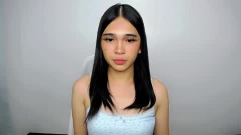 xairah_doux online show from April 27, 3:26 am