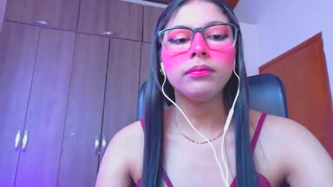 XALLYSONX online show from June 7, 12:10 pm