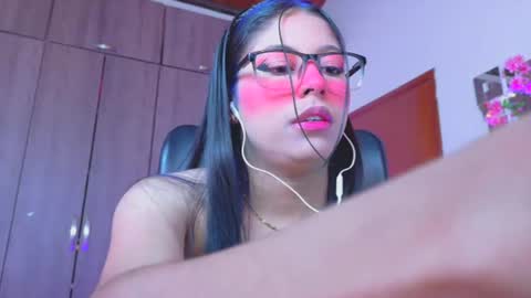 XALLYSONX online show from July 18, 11:56 am