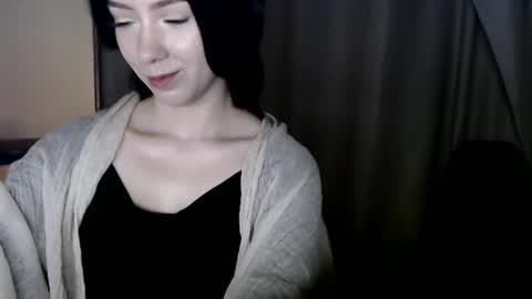 xan_ex online show from December 4, 5:07 am