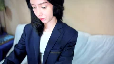 xan_ex online show from August 5, 2:47 pm