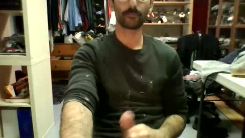 xander4369 online show from December 3, 10:32 pm