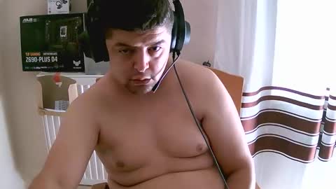 Snapshot of xander717742 chatting on September 12, 7:54 am arab bigdick online show from September 12, 7:54 am