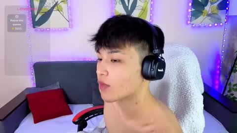 Elvin online show from March 25, 6:36 pm