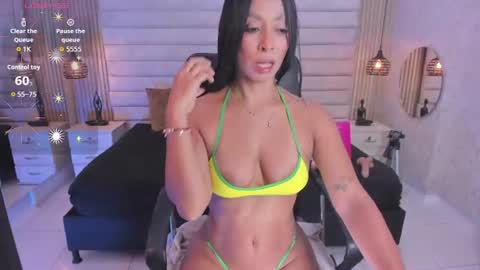 xcarlettt online show from July 25, 4:10 am