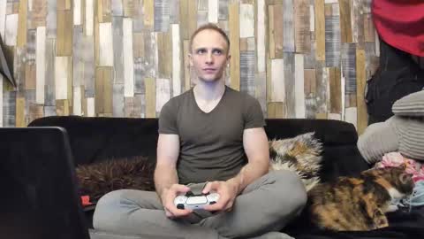 Chris Wild online show from November 23, 9:02 pm