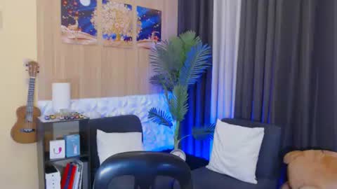 Charlie online show from October 11, 3:37 pm