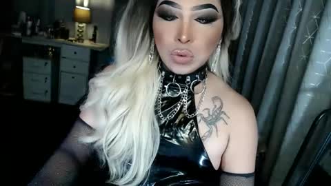 Zhavia online show from September 8, 5:01 pm