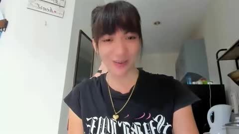 Snapshot of xdreamangel chatting on March 8, 4:12 am xdreamangel online show from March 8, 4:12 am