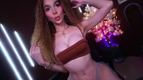 Anne online show from March 2, 2:16 am