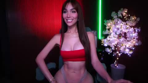 Anne online show from June 21, 1:23 am