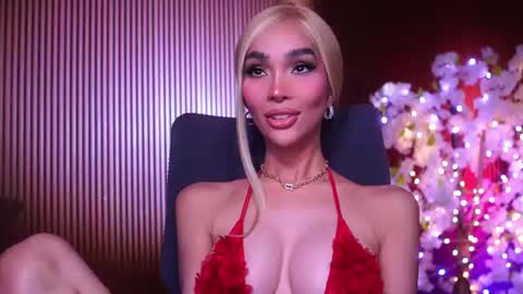 Anne online show from July 4, 3:32 am