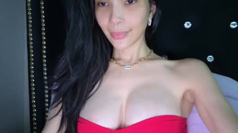 Anne online show from February 17, 8:02 am