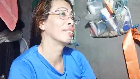 xhotskinny69x online show from May 1, 10:31 am