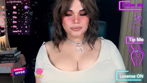 xHUGECOCKTILLCUMX online show from January 15, 11:19 am