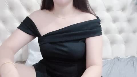 xiawa_gina online show from April 3, 1:34 am