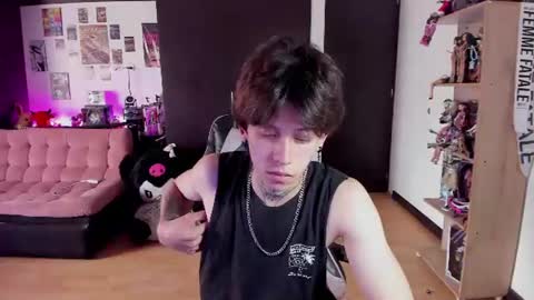 xIce Boy online show from June 15, 2:53 pm