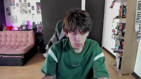 xIce Boy online show from June 11, 2:26 pm
