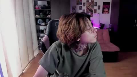 xIce Boy online show from May 2, 4:24 pm