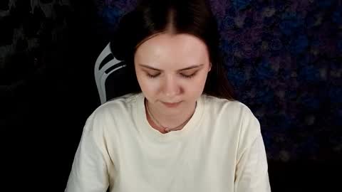Lina online show from September 28, 8:01 am